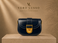 Borsa a spalla con chiusura anticata